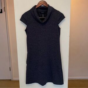 Alyn Paige New York Gray Pocket Dress Cowl Neck Short Sleeve Women’s Small